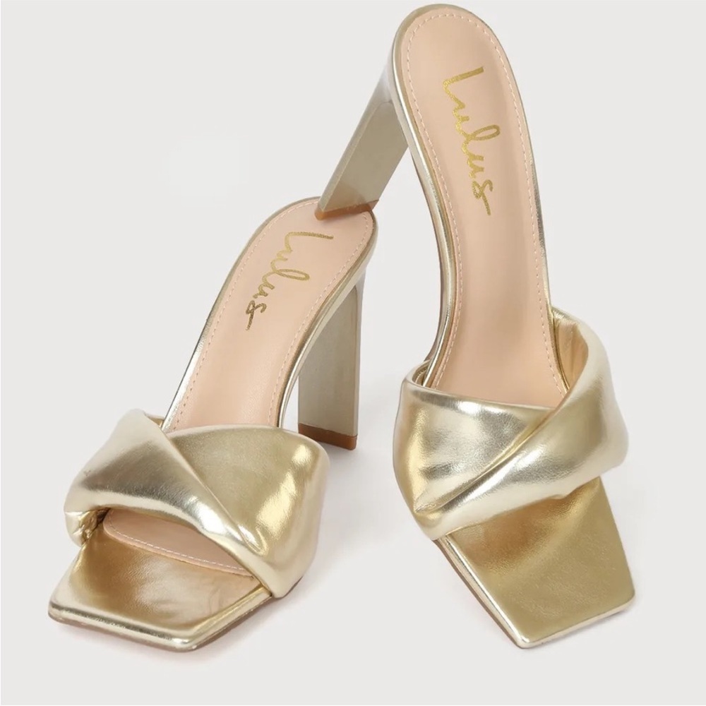 Lulus gold heels size 8